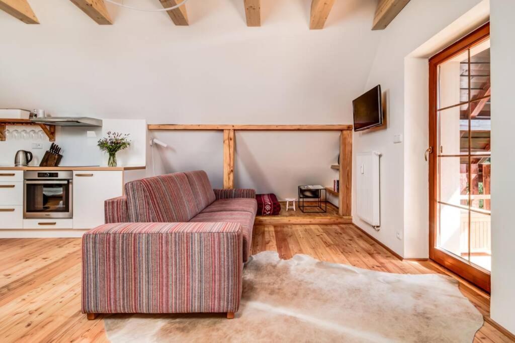 Ski, Hike & Bike Apartman Rokytnice Nad Jizerou Bagian luar foto